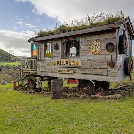 2 X Double Bed Glamping Wagon In Dalby Forest Scarborough Buitenkant foto